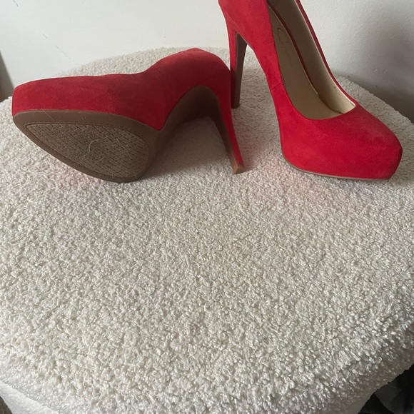 Beautiful red and sexy heels.  Never have been worn outside my home. - Picture 4 of 4
